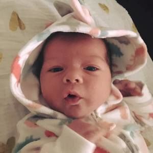 Meet your Posher, Caitlin